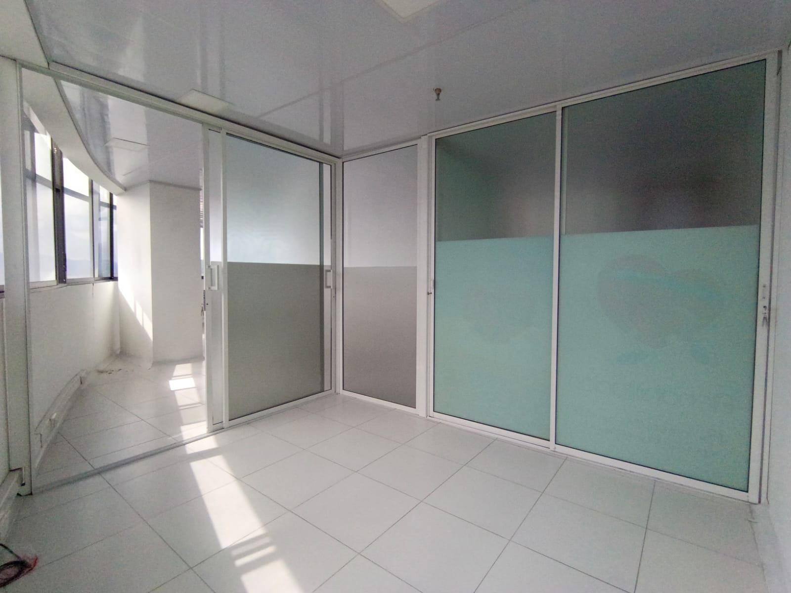 Foto de Oficina en Venta en Avenida santander , Manizales - 11 - 279070010