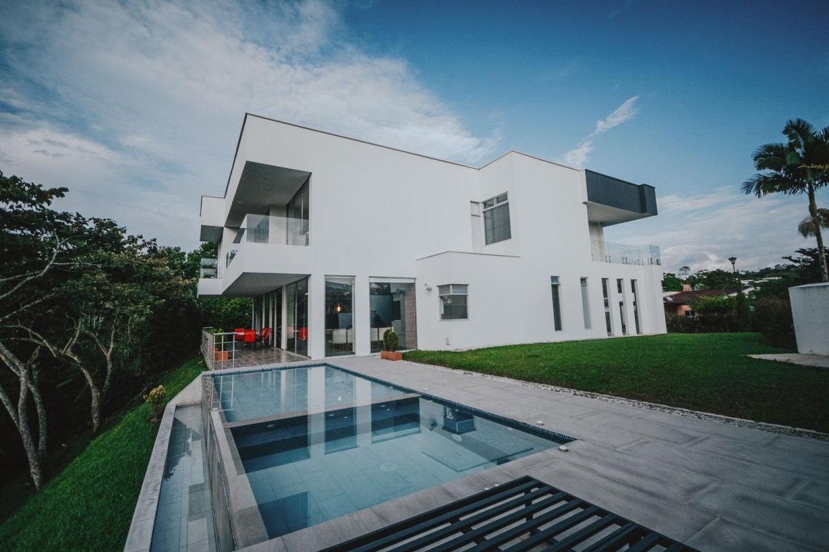 Foto de Casa en Venta en Centro, Armenia  - 2 - 52329