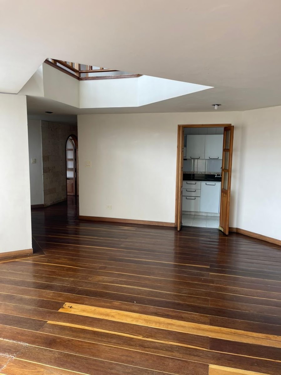 Foto de Apartamento en Venta en Versalles, Manizales - 3 - 279022311