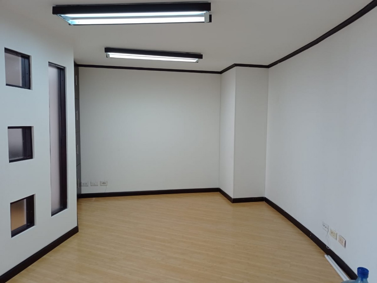 Foto de Oficina en Venta en Palogrande, Manizales - 5 - 21897