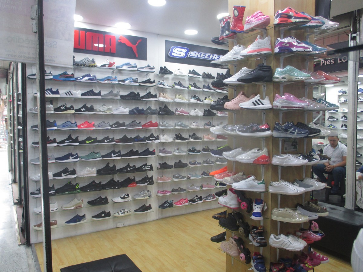 Foto de Local en Venta en Los agustinos, Manizales - 2 - 279021370