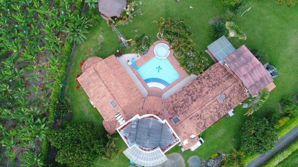 Foto de Casa campestre en Venta en La insula, Chinchina - 1 - 22614