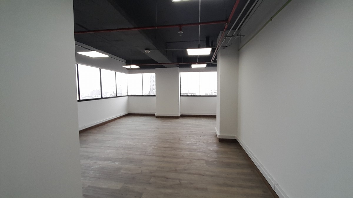 Foto de Oficina para Venta en Avenida santander , Manizales - 21995