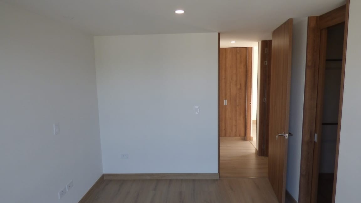 Foto de Apartamento en Venta en Avenida alberto mendoza, Manizales - 8 - 41040