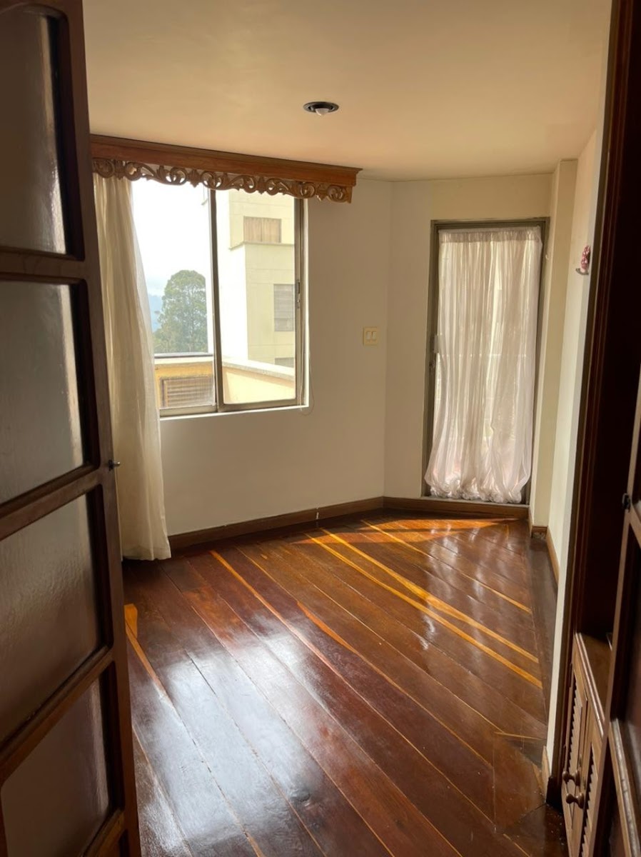 Foto de Apartamento en Venta en Versalles, Manizales - 2 - 279022311