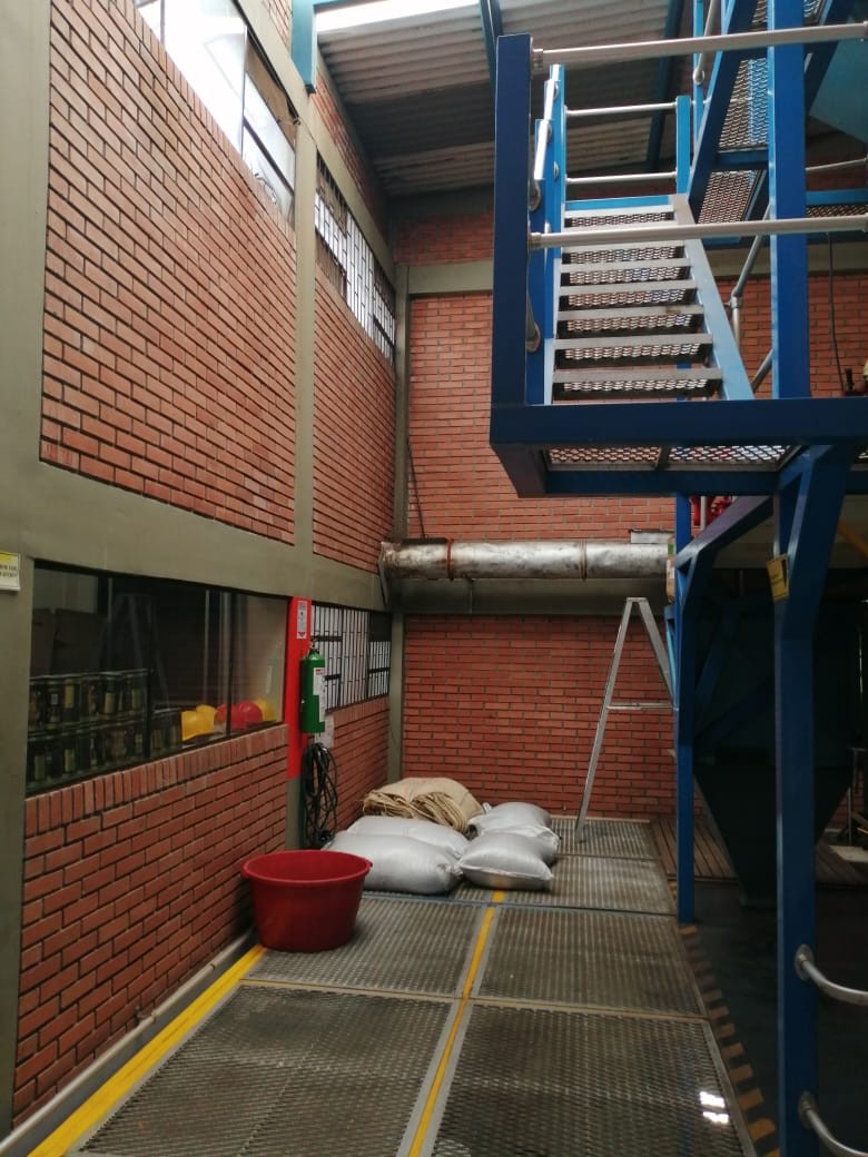 Foto de Bodega en Venta en Panamericana, Manizales - 13 - 72001