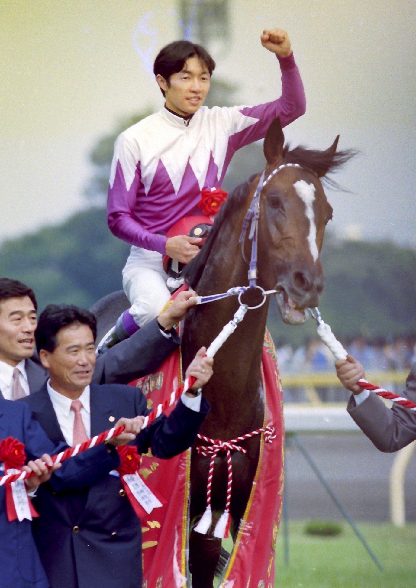 週刊100名馬」スペシャルウィーク 弛まぬ挑み 弛まぬ力【前編】by谷川