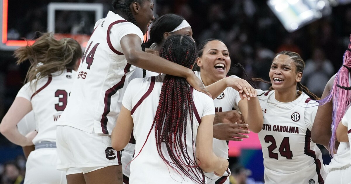 Women's basketball national championship 2022 - South Carolina's dominant  win over UConn gets social media going - ESPN