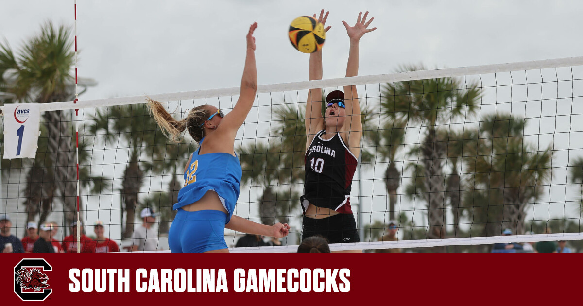 Beach Volleyball Opens Weekend in Gulf Shores Tournament