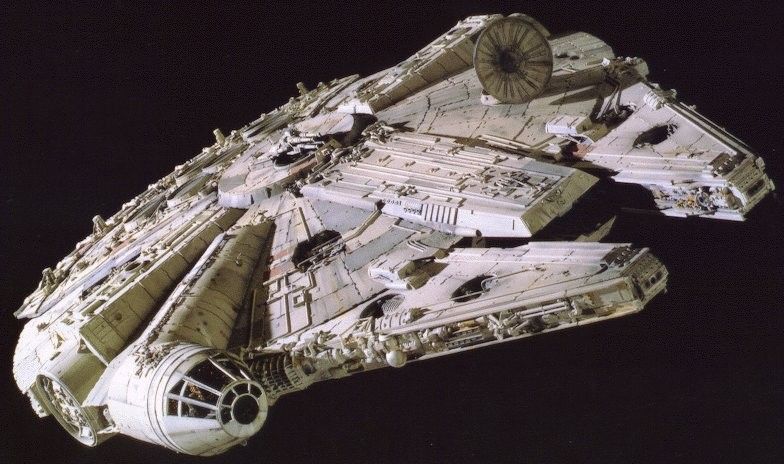 Scatti rubati dal Millennium Falcon di Star Wars: Episodio VII