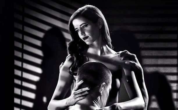 Sin City 2: Una nuova clip e lo spot tv con Eva Green vietato ai minori