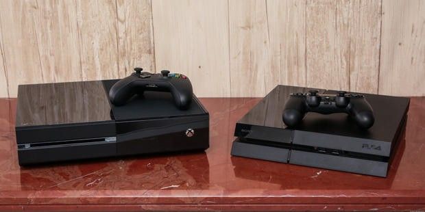 4 metri e mezzo di caduta libera, una Ps4 e una Xbox One