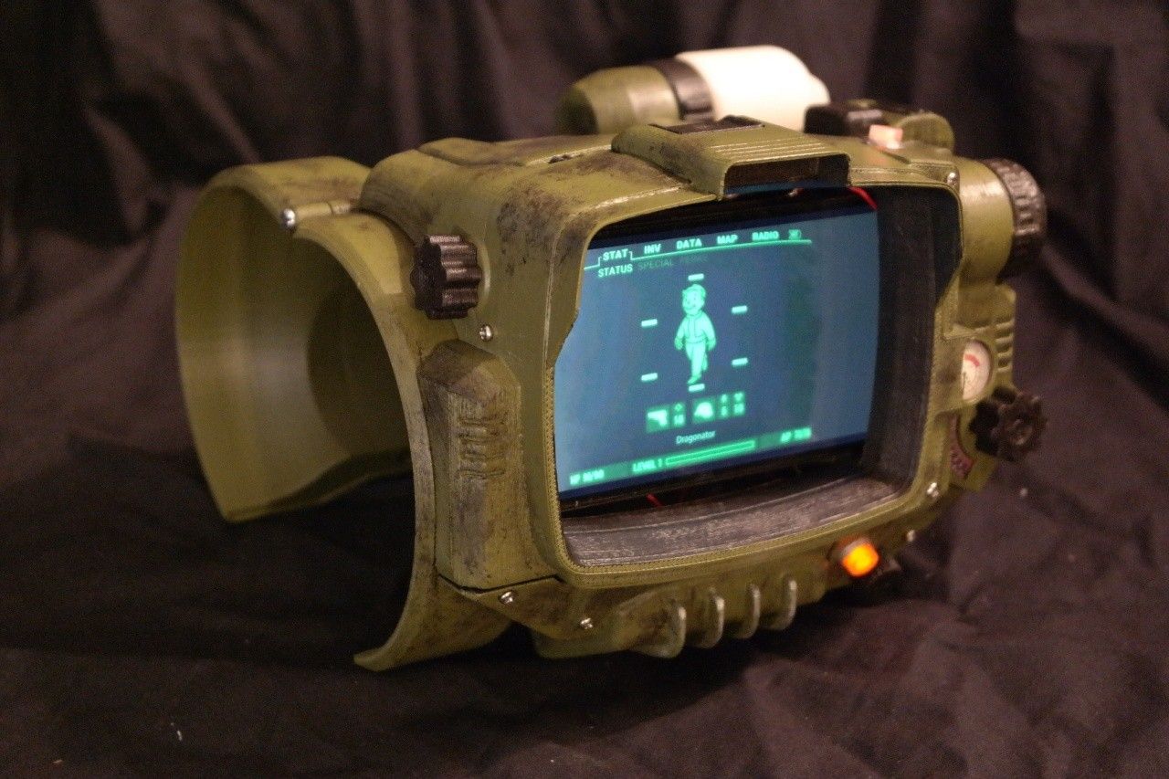 Non hai il Pip-Boy? Fattelo da te!