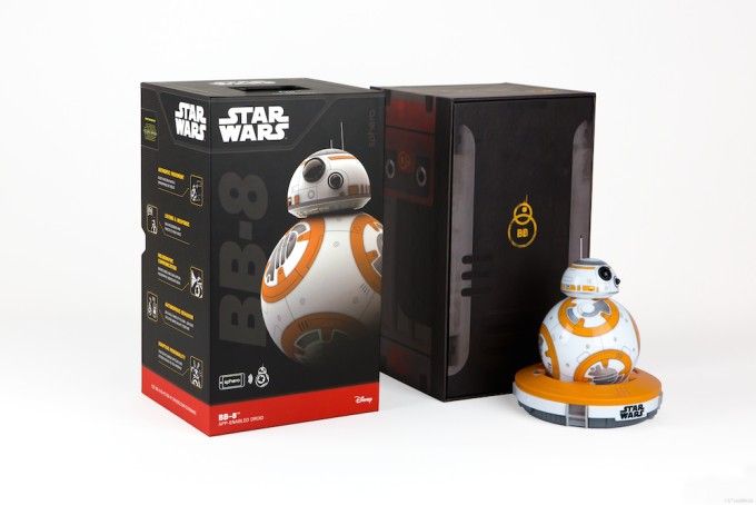 Il giocattolo perfetto! BB-8 da Star Wars: Il Risveglio della Forza arriva sul mercato