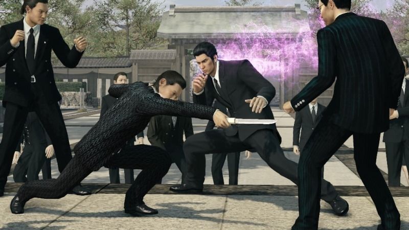 Kazuma Kiryu combatte in immagini