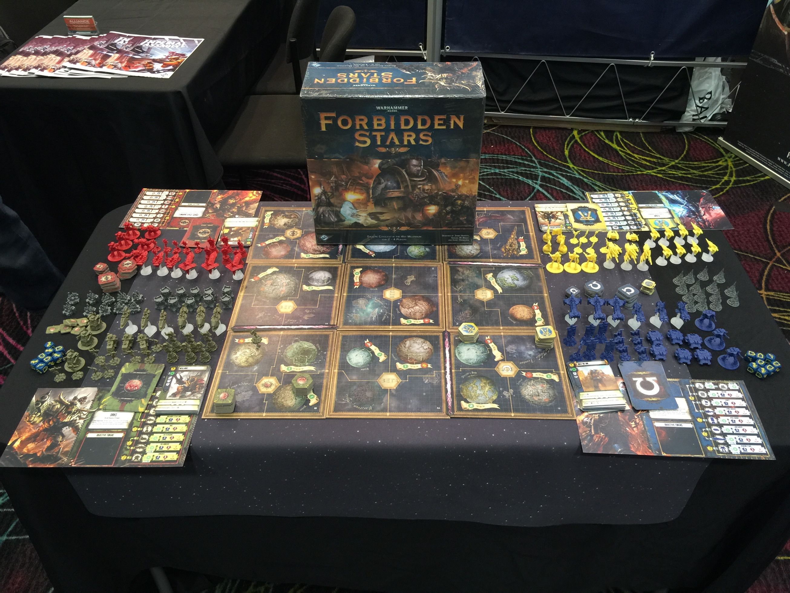 Boardgamesurf vi porta nel mondo di Warhammer 40.000 con Forbidden Stars