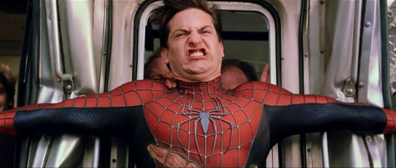 Tobey Maguire e Tom Holland: primo e nuovo Spider-Man in un particolare passaggio di testimone