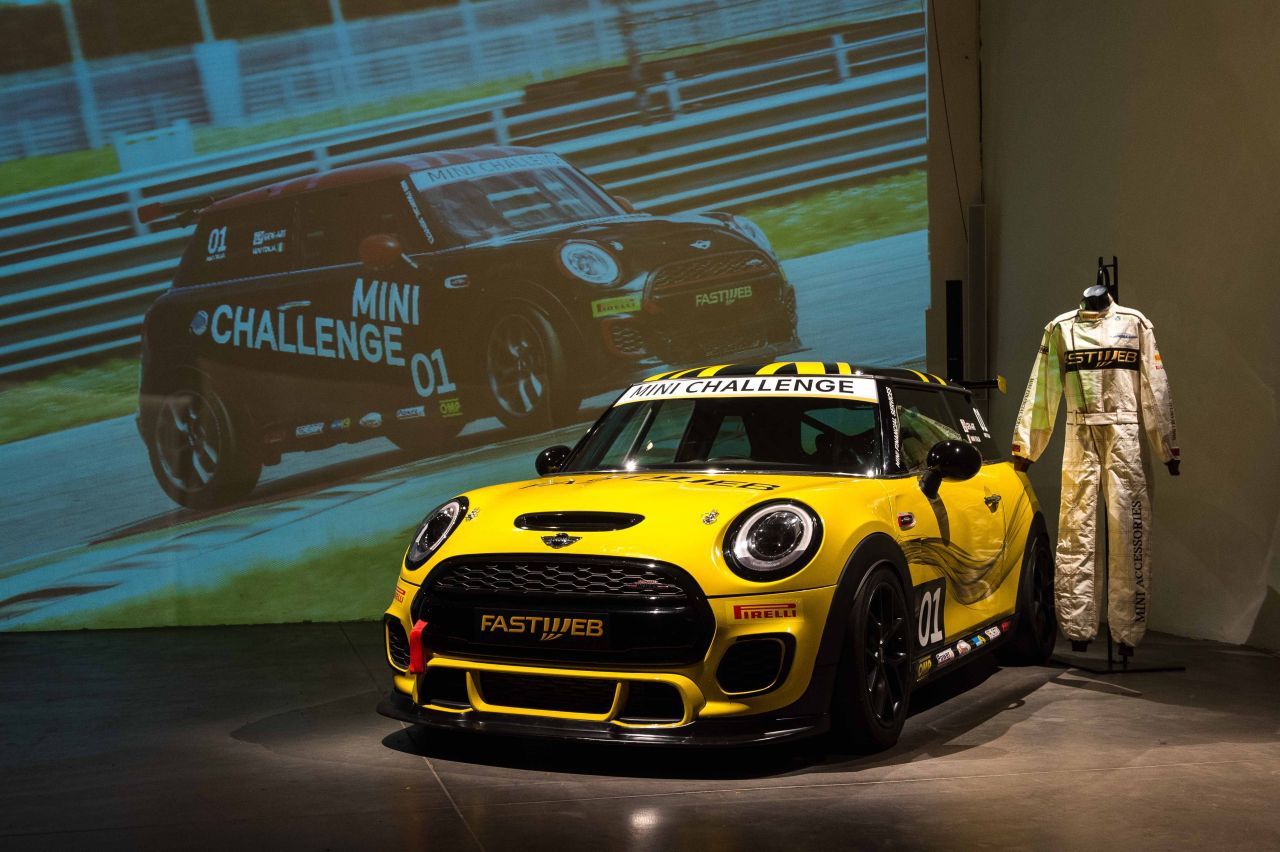 Xbox corre in pista al MINI Challenge 2016