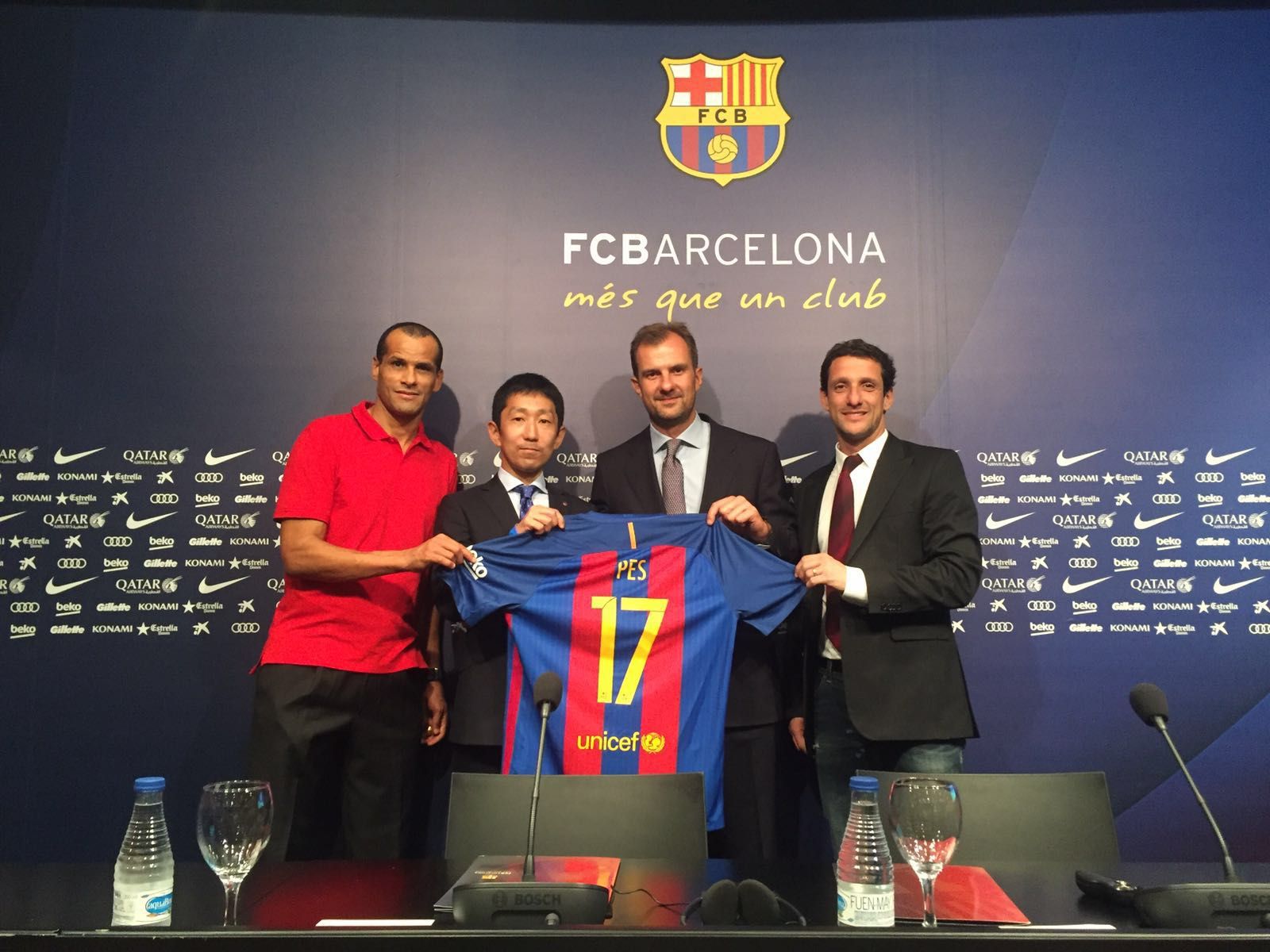 Konami premium partner del FC Barcellona per tre anni