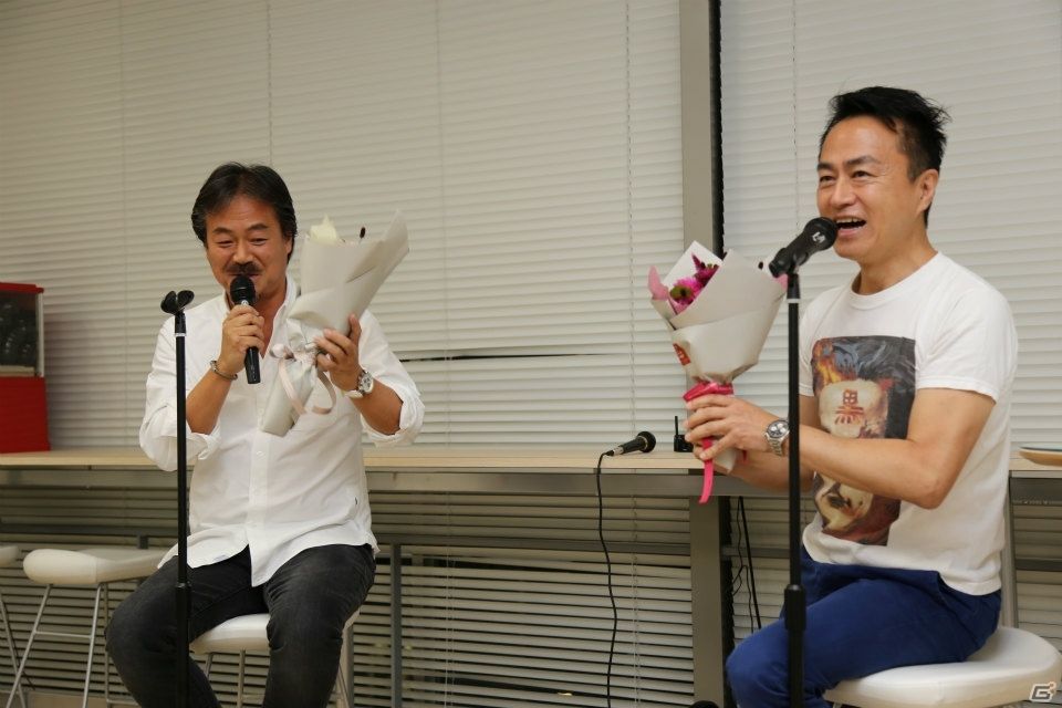 Hironobi Sakaguchi al lavoro su un gioco per console
