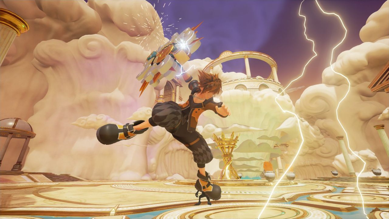 Due screenshot di Kingdom Hearts III mostrano le trasformazioni del Keyblade