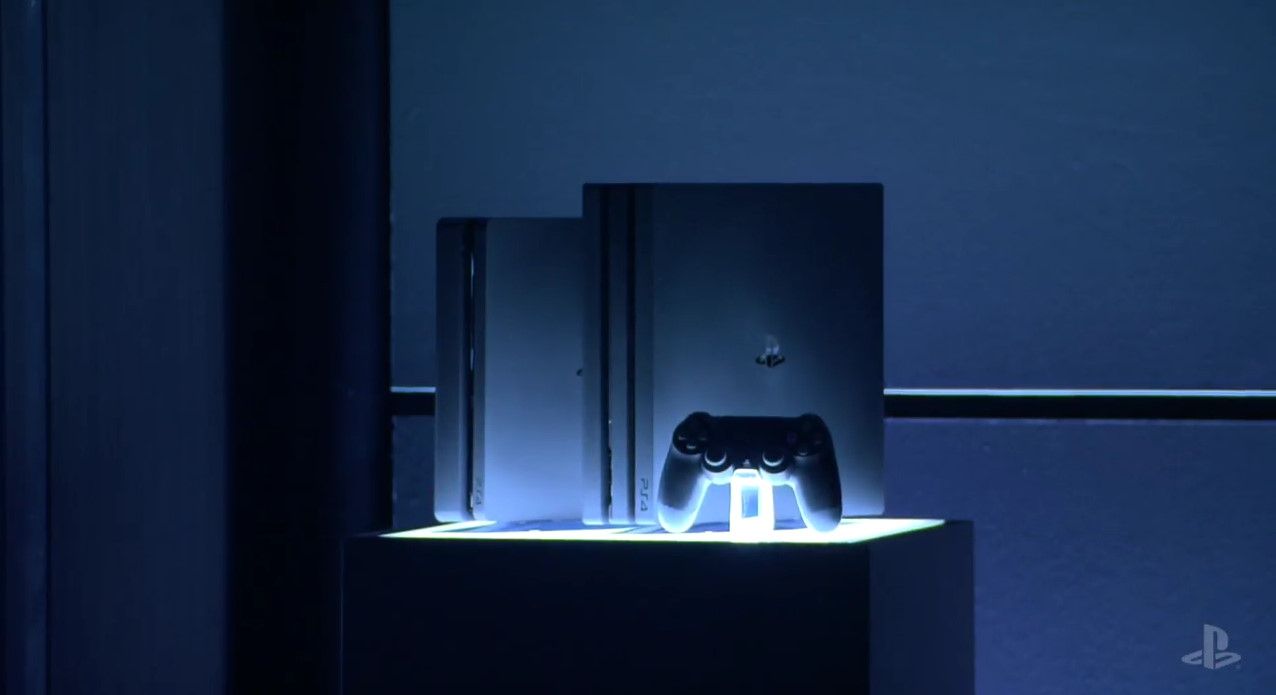 L'unbox della Playstation 4 Pro