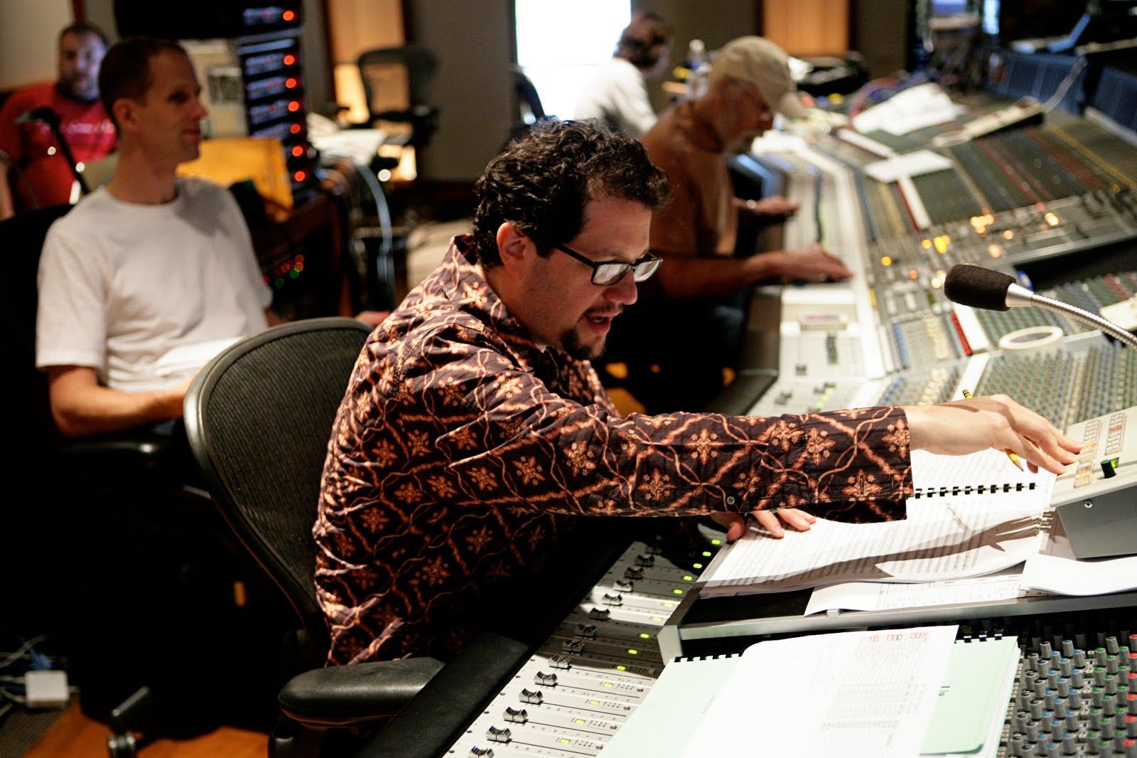 Micheal Giacchino sarà il compositore delle musiche nel sequel di Jurassic World