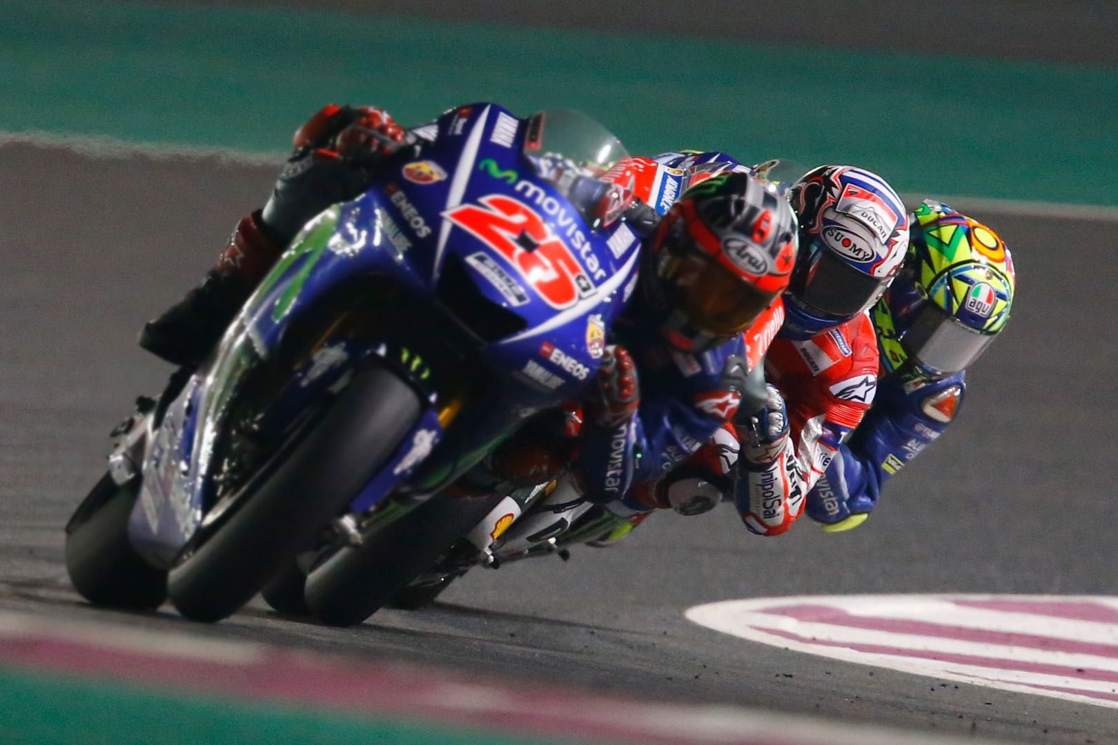 Video ed immagini dalla MotoGP secondo Milestone