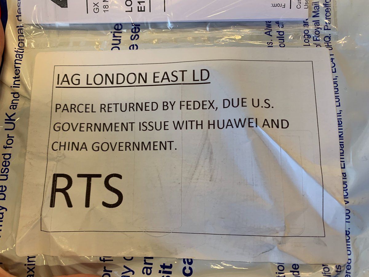 FedEx rifiuta la consegna di smartphone Huawei negli USA