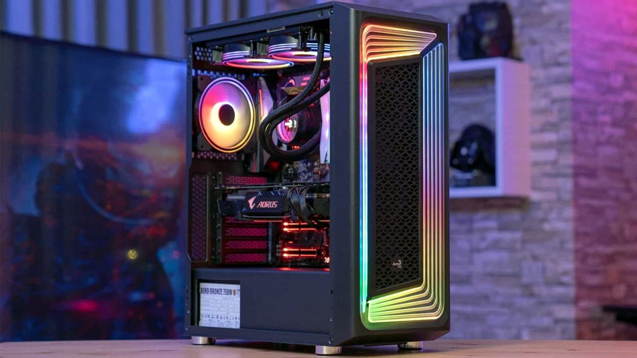 Aerocool - Case "Interstellare" con illuminazione RGB