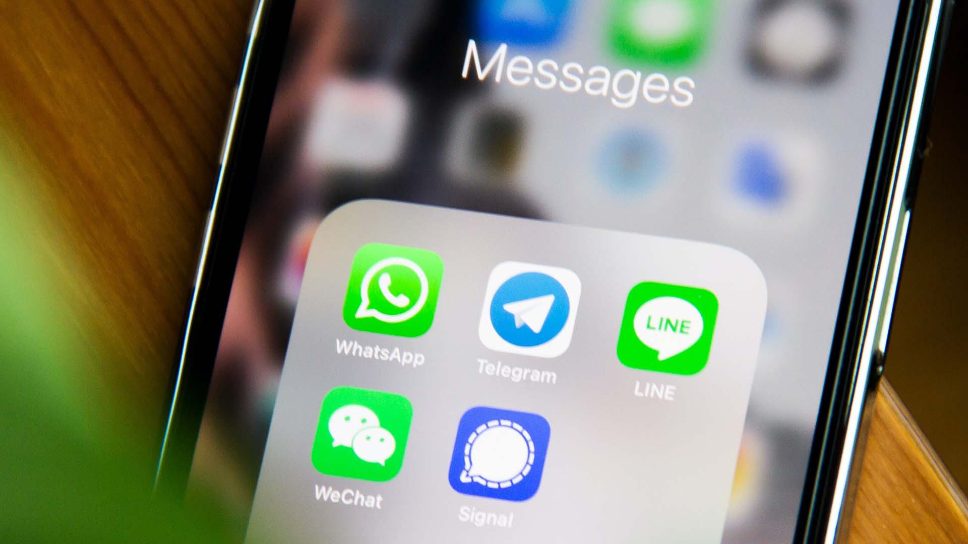 Come funzionano i canali WhatsApp | la guida completa