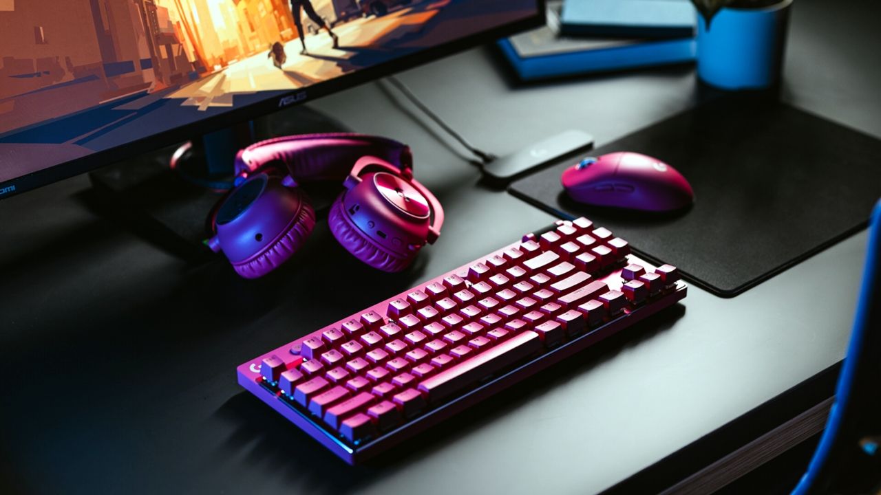 Dominate la galassia con le nuove Cuffie Gaming Logitech G A30