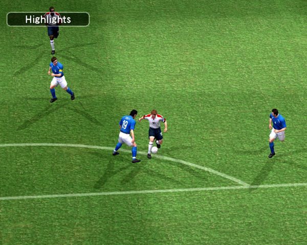 Doppio passo di Owen che salta in dribbling Zambrotta.