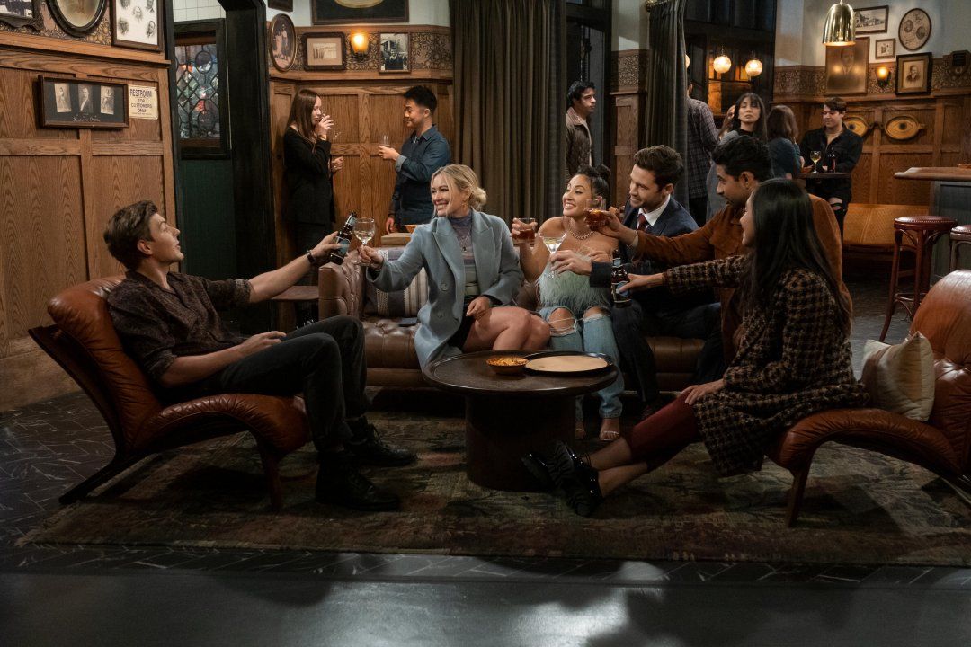 How I Met Your Father arriva su Disney+: il viaggio sentimentale di una newyorkese nello spin-off di HIMYM