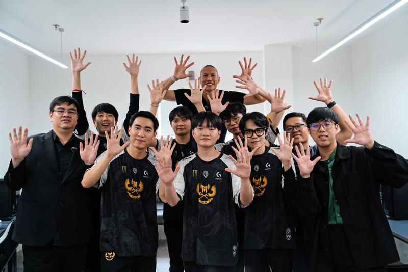 GAM Esports trước giờ thi đấu. 