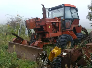 Ditch Witch R100