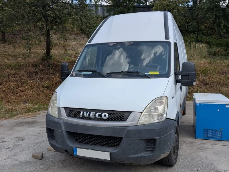 IVECO DAILY 35S14 / 2009 / 370 000 km