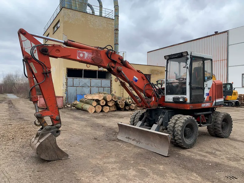O&K MH 2.8 D/ 1995/ 9.8 T/ 4159 hours/ wheel excavator
