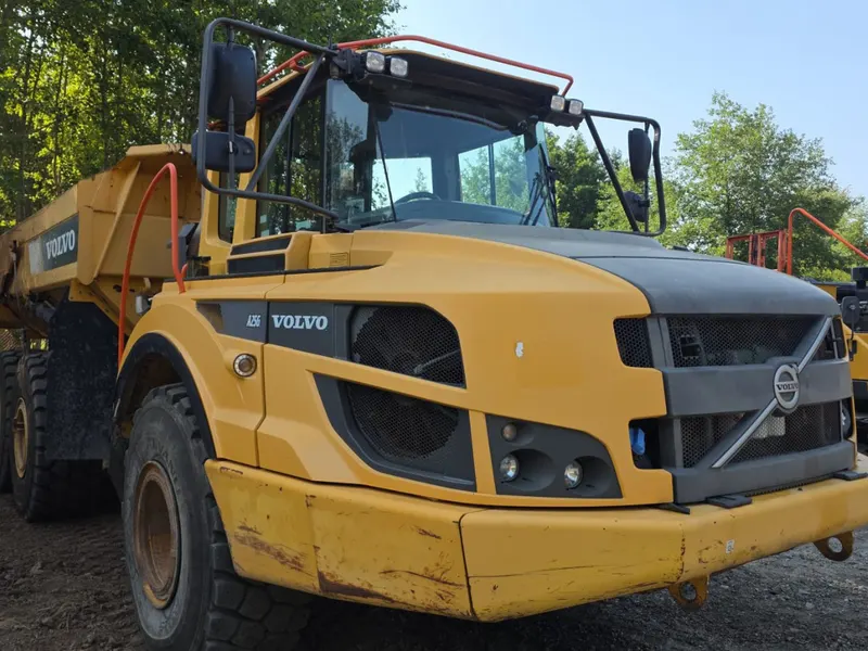 VOLVO A25G / 2014 / 15 644 m/h