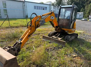 JCB 8032 / 2005