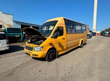 Mercedes-Benz SPRINTER 616 CDI / 2004 / 605 800 km