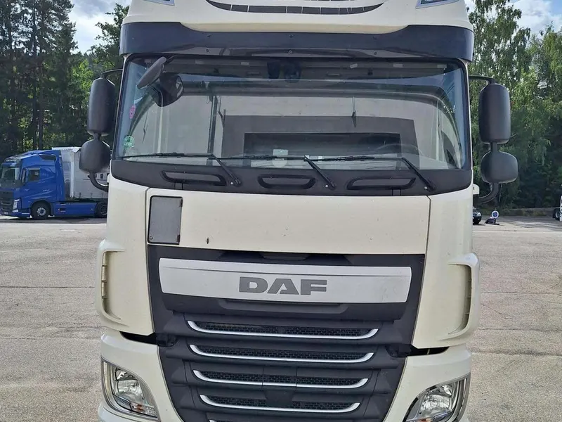 DAF XF 510 LOWDECK / 2017 / 830 000 km