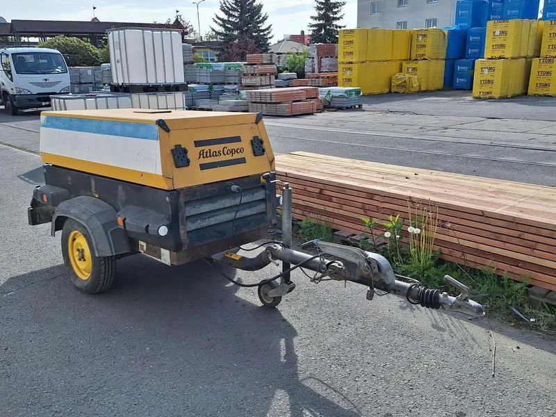 ATLAS COPCO - XAS 57 / 2004 / 3 273 m/h