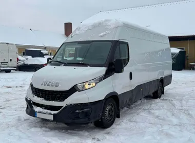 IVECO 35S18 / 2022 / 49 700 km