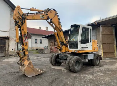 Liebherr A 310 B/ 2000/ 15 211 mth