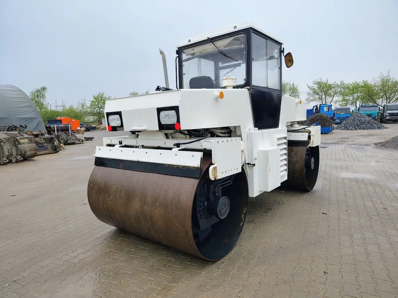 Válec Stavostroj VSH 102 / 1990 / 3 771 m/h