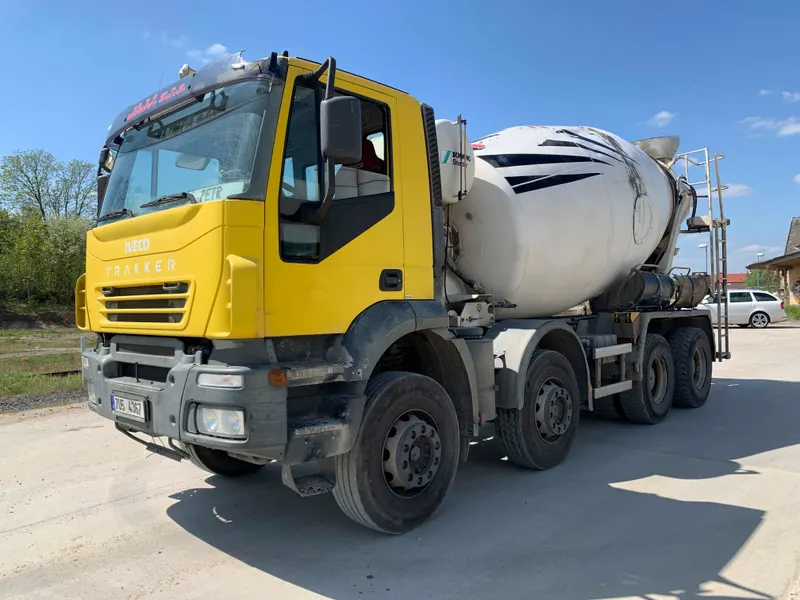 Iveco Trakker Magirus / Stetter/ 2005/ concrete mixer truck 