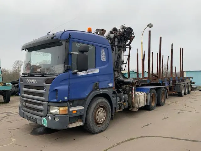 Scania P420 + přívěs na přepravu dřeva / 2005 / 730 000 km