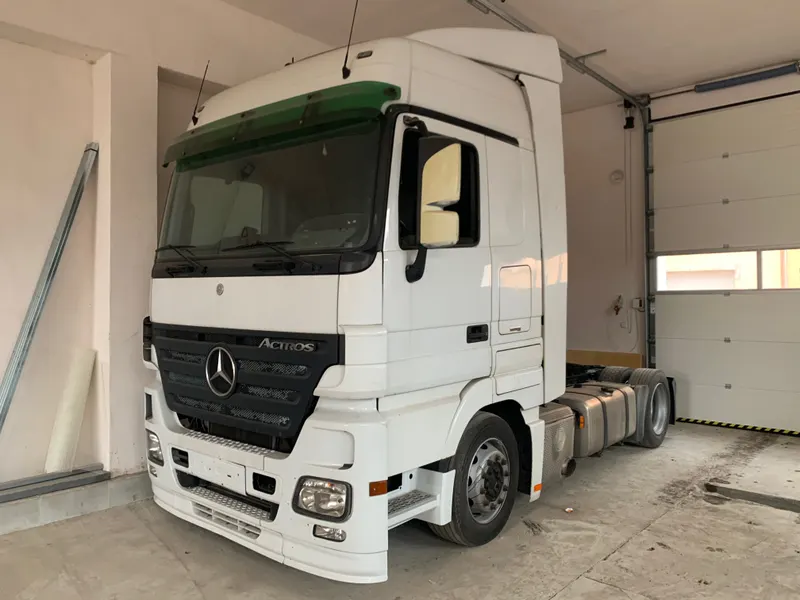 Mercedes Benz Actros 1844