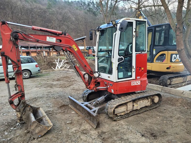 VOLVO ECR25D - EXCAVATOR / 2017 / 1 800 m/h